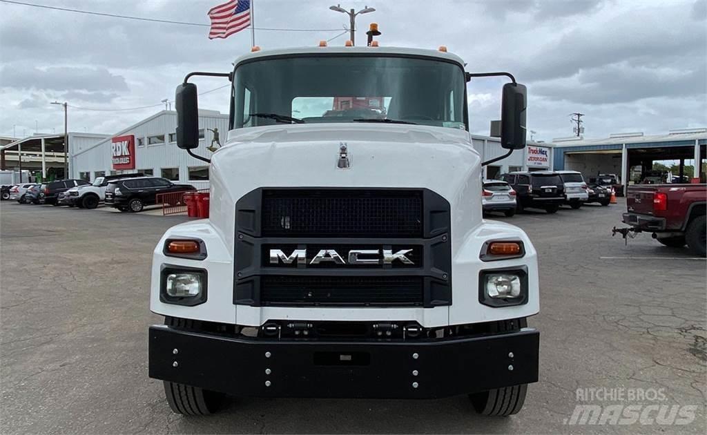 Mack MD6 Gribere