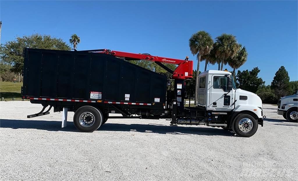 Mack MD7 Gribere