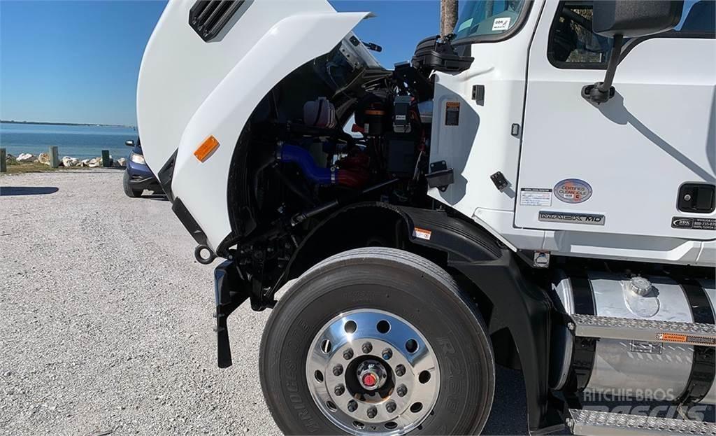 Mack MD7 Gribere