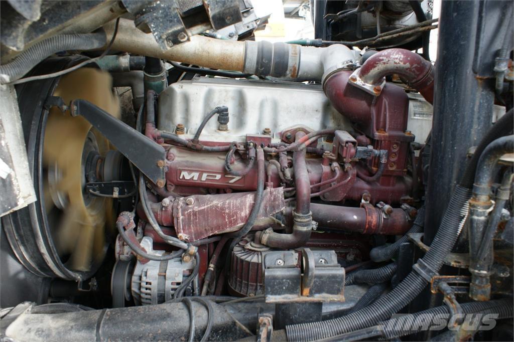 Mack MRU613 Renovationslastbiler