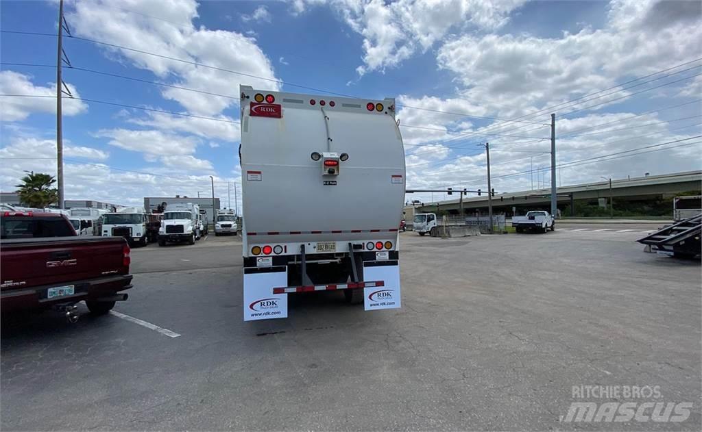 Peterbilt 520 Renovationslastbiler