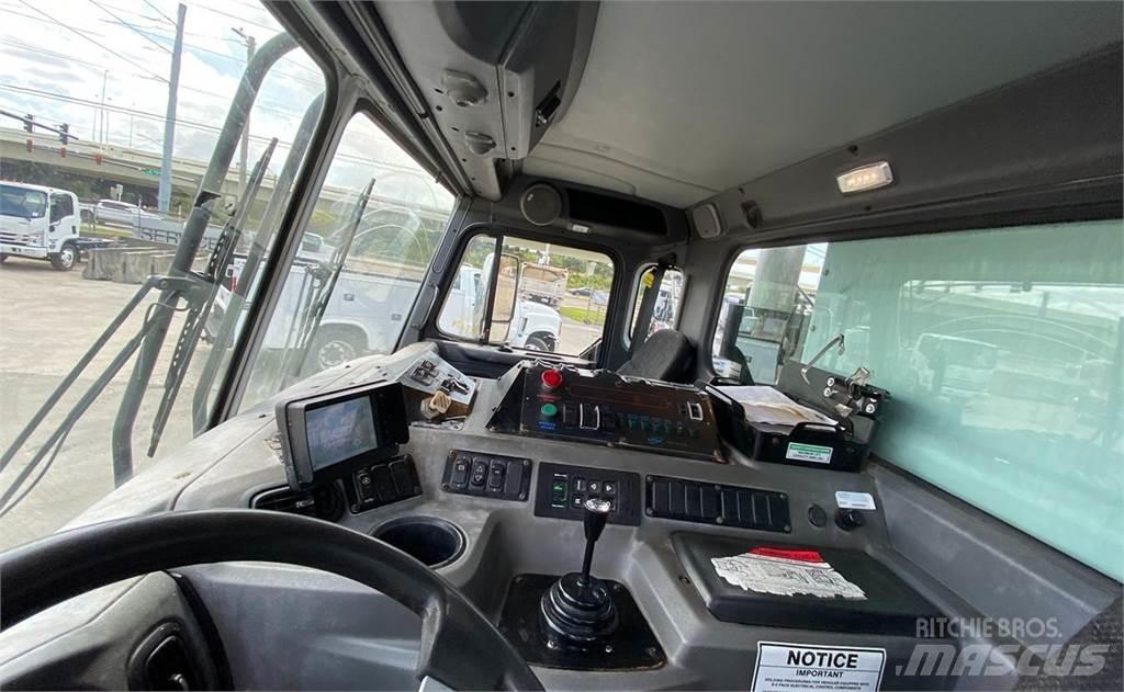 Peterbilt 520 Renovationslastbiler