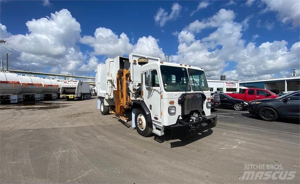 Peterbilt 520 Renovationslastbiler