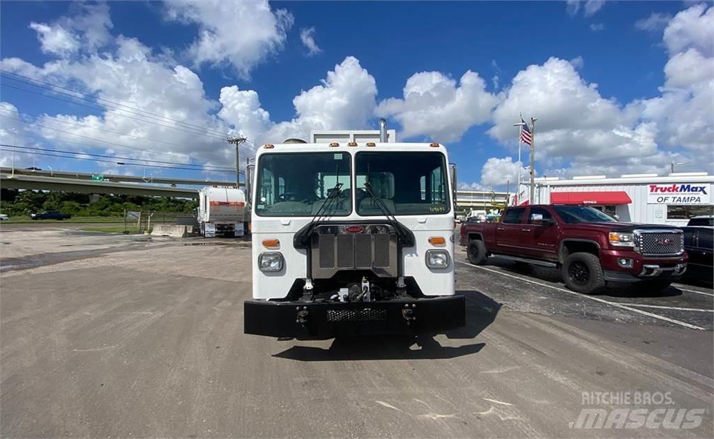 Peterbilt 520 Renovationslastbiler
