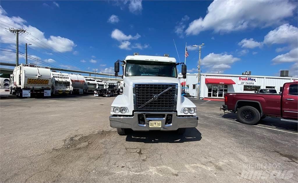 Volvo VHD64 Demonterbare/wirehejs lastbiler