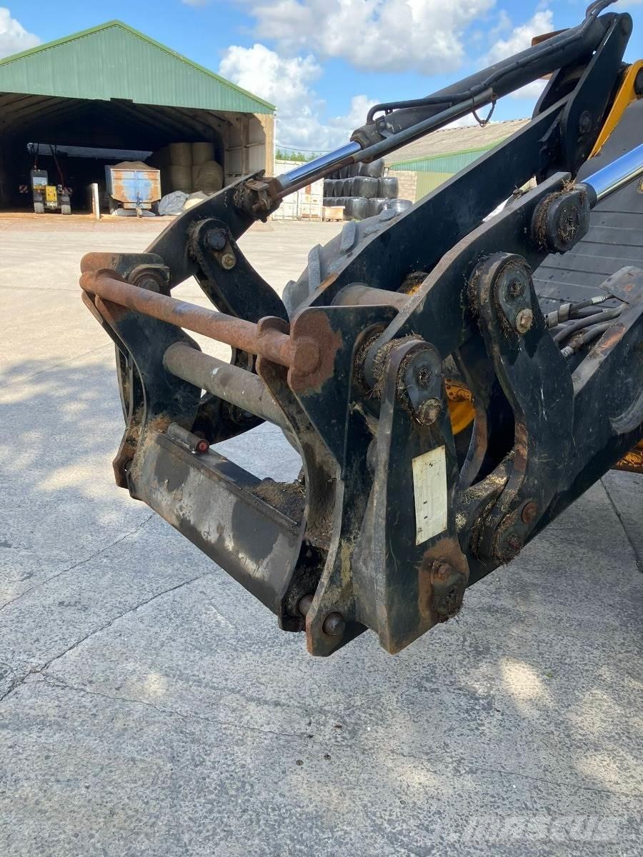 JCB 436 Teleskoplæssere til landbrug
