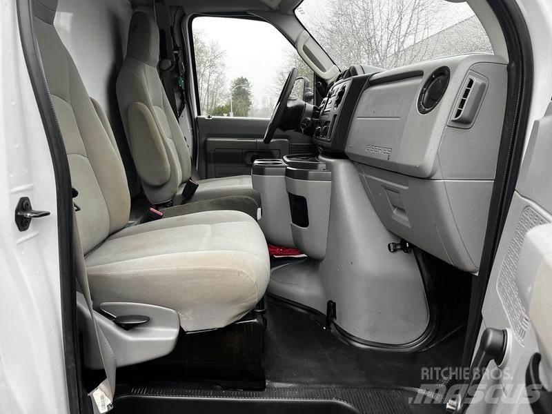 Ford Econoline Varevogne