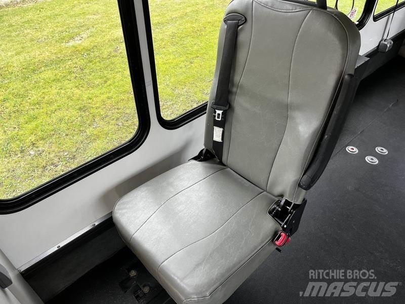Ford Econoline Minibusser