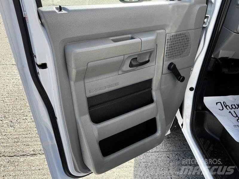 Ford Econoline Varevogne