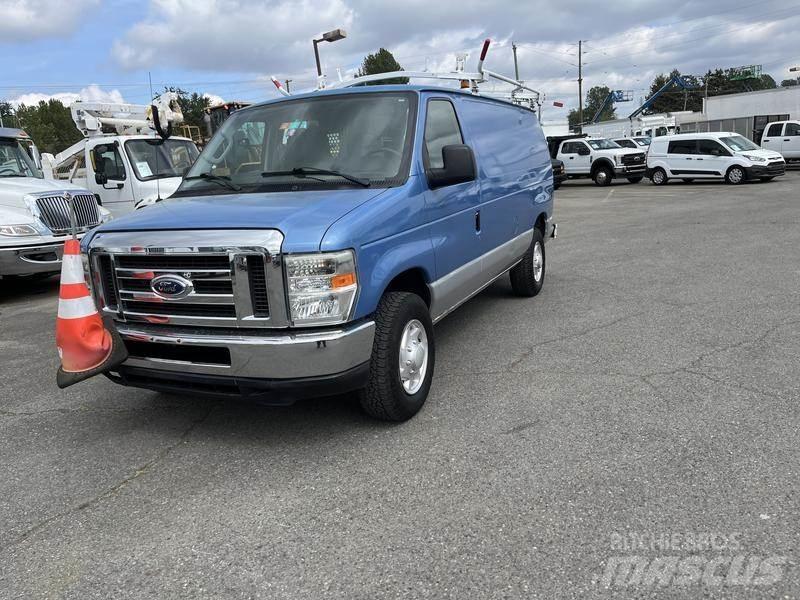 Ford Econoline Varevogne