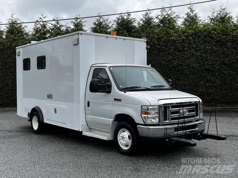 Ford Econoline Varevogne