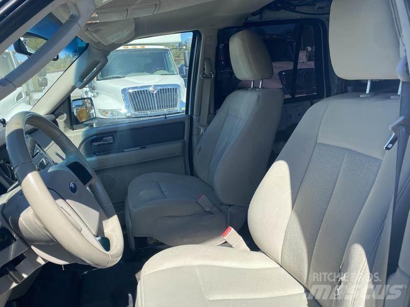 Ford Expedition Biler