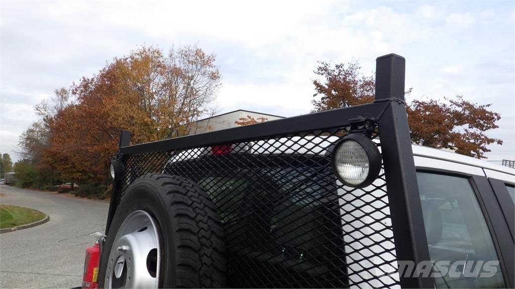 Ford F-550 Lastbil med lad/Flatbed
