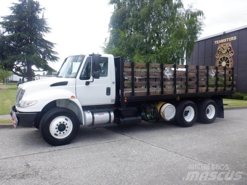 International 4400 Lastbil med lad/Flatbed