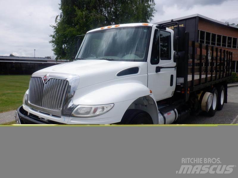 International 4400 Lastbil med lad/Flatbed