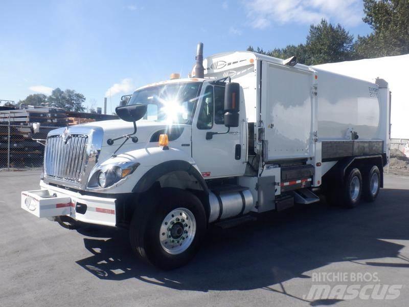 International 7400 Renovationslastbiler