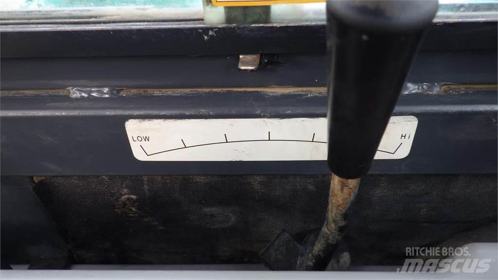 Kobelco SK60-8 Gravemaskiner på larvebånd