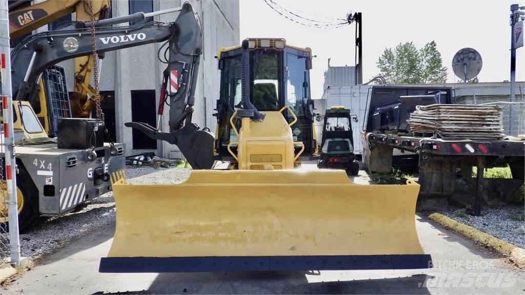 Komatsu D37PX-22 Gravemaskiner på larvebånd