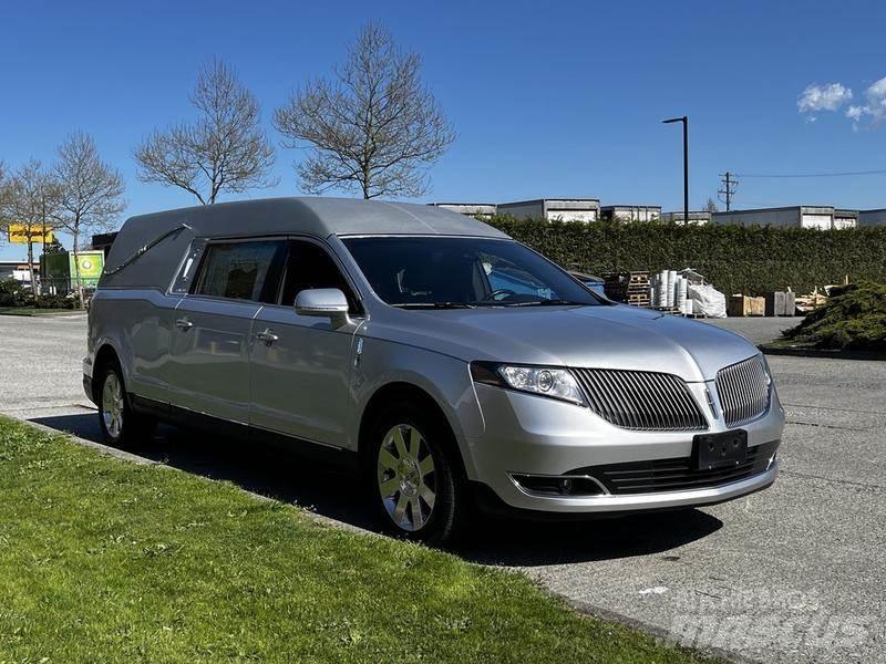 Lincoln MKT Biler