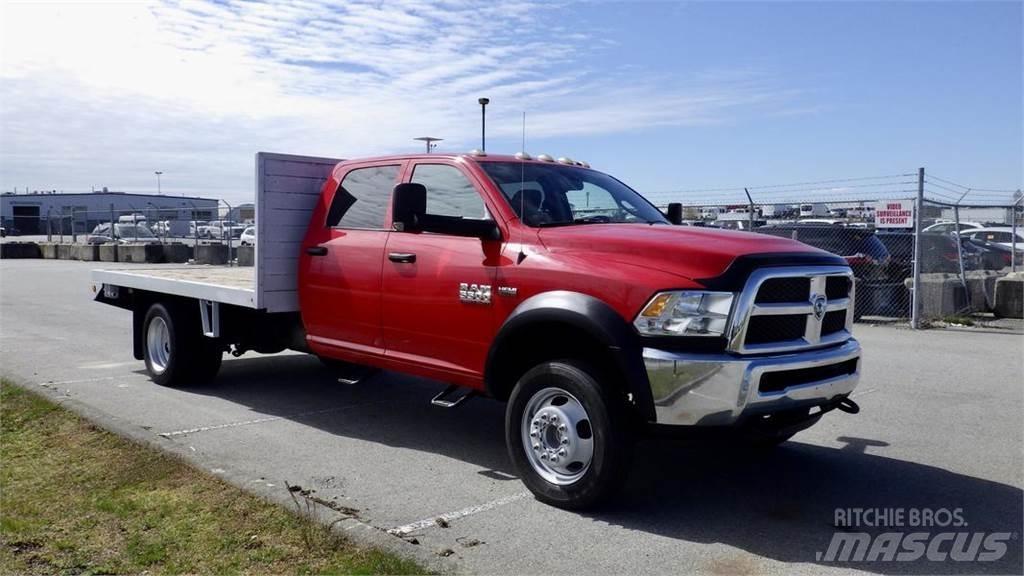 RAM 5500 Lastbil med lad/Flatbed