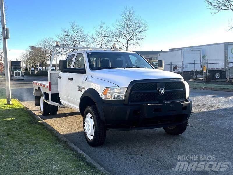 RAM 5500 Lastbil med lad/Flatbed