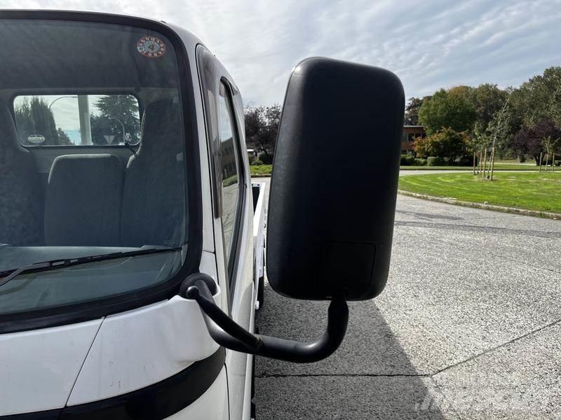 Toyota Toyoace Lastbil med lad/Flatbed
