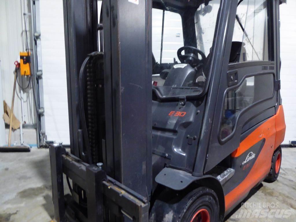 Linde E30-01 El gaffeltrucks