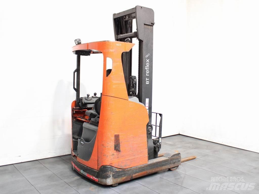 BT RRE 140 Reachtruck