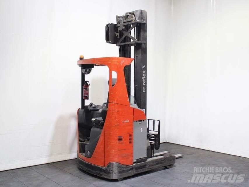 BT RRE 160 Reachtruck