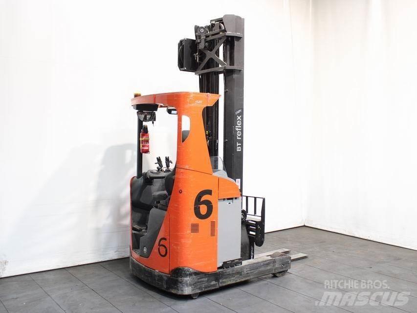 BT RRE 160 Reachtruck