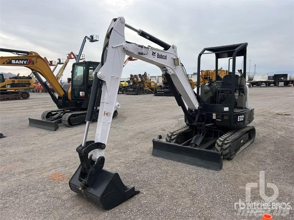 Bobcat E32 Minigravemaskiner