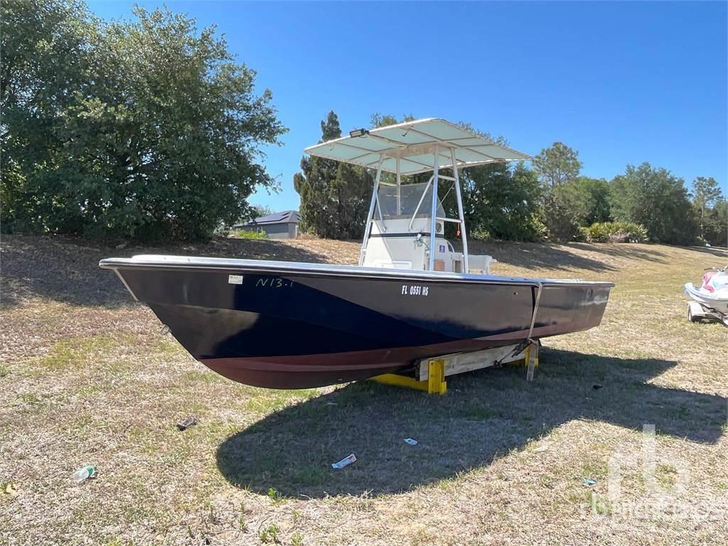  BOSTON WHALER Arbejdsbåde / pramme