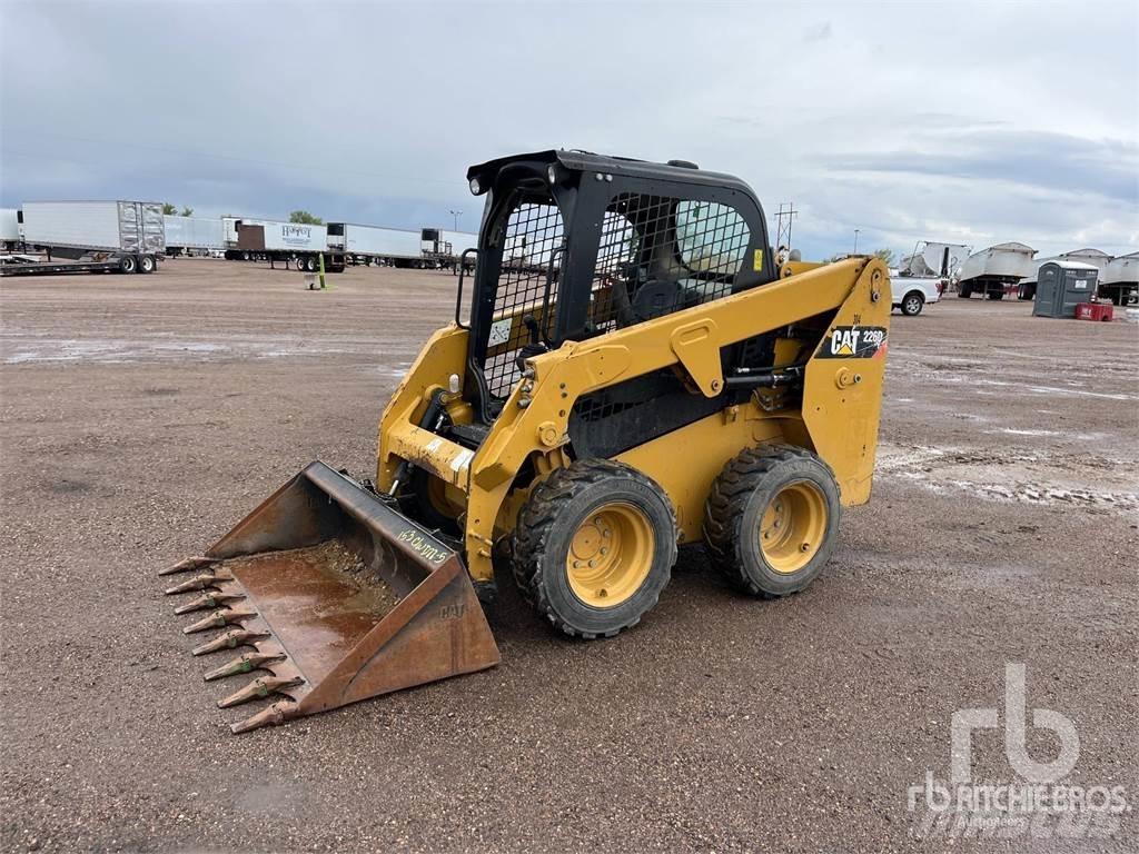 CAT 226D Minilæsser - skridstyret