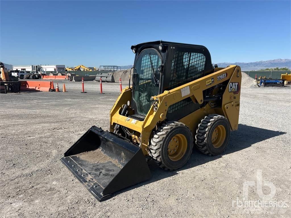 CAT 226D3 Minilæsser - skridstyret