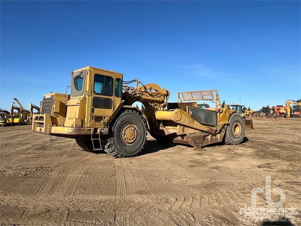 CAT 621F Skrabere
