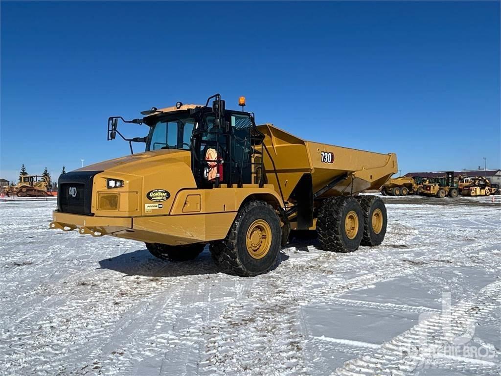 CAT 730 Terrængående lastbiler