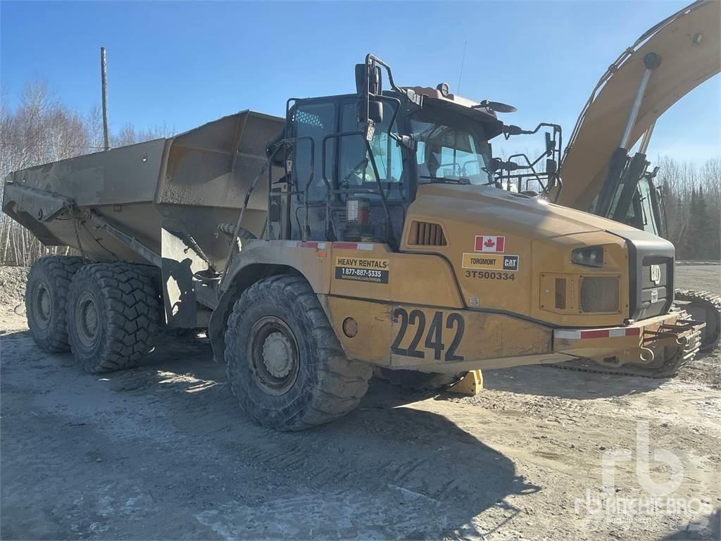 CAT 735 Terrængående lastbiler