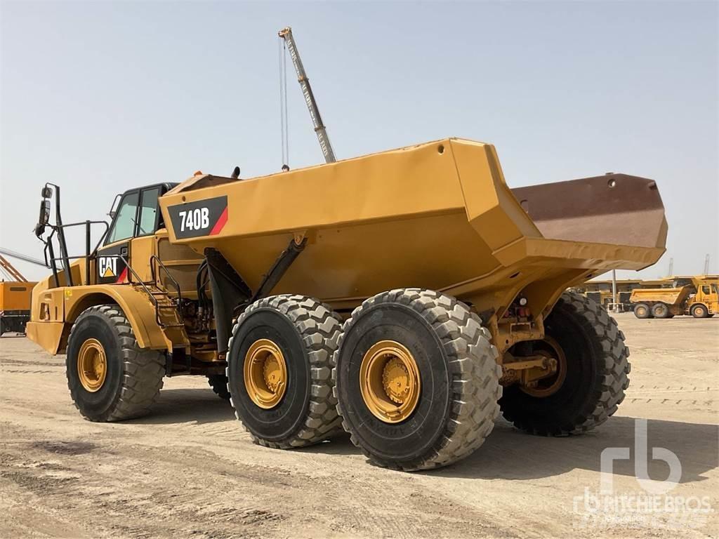CAT 740B Terrængående lastbiler