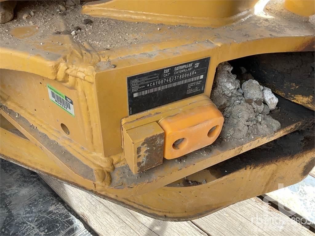 CAT 740GC Terrængående lastbiler