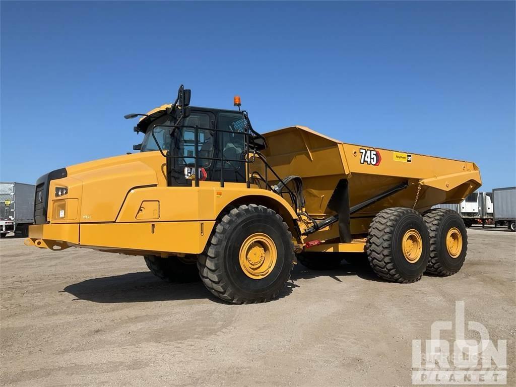 CAT 745 Terrængående lastbiler