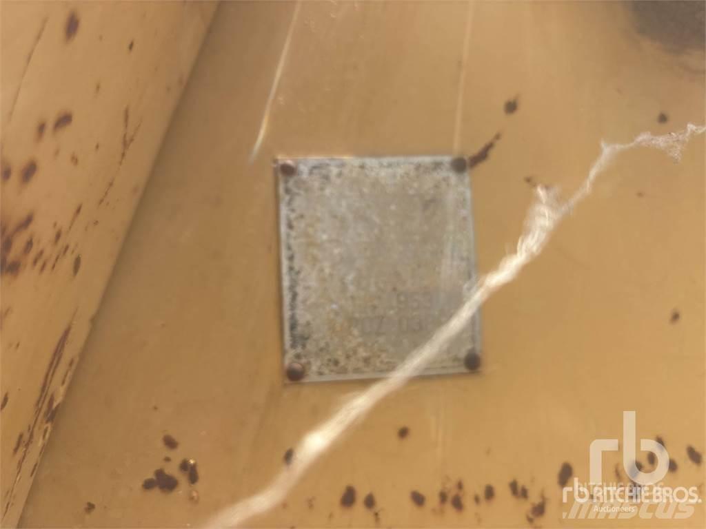 CAT 953 Larvebåndslæssere