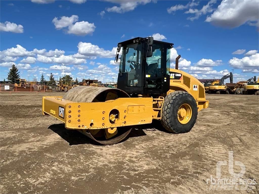 CAT CS68B Jordvibrationstromler
