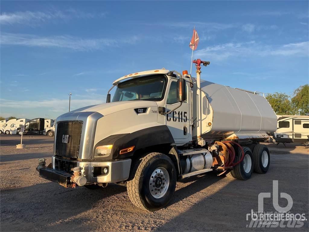 CAT CT660S Tankvogne - vand