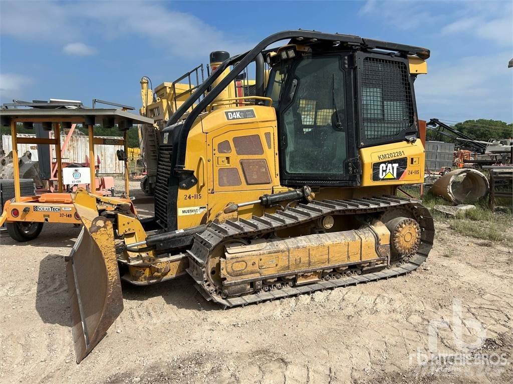 CAT D4K2XL Bulldozer på larvebånd