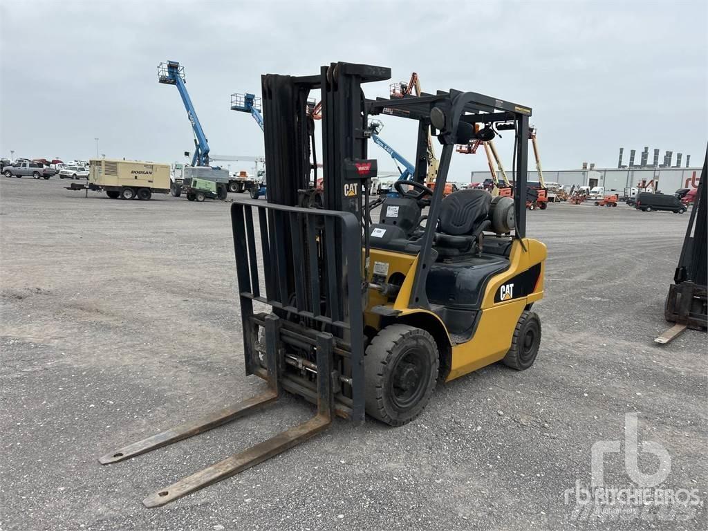 CAT GP25N Diesel gaffeltrucks