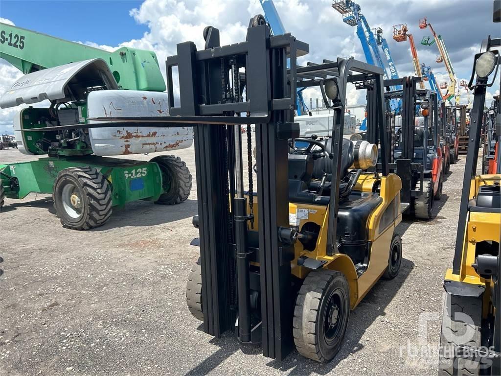 CAT GP25N Diesel gaffeltrucks
