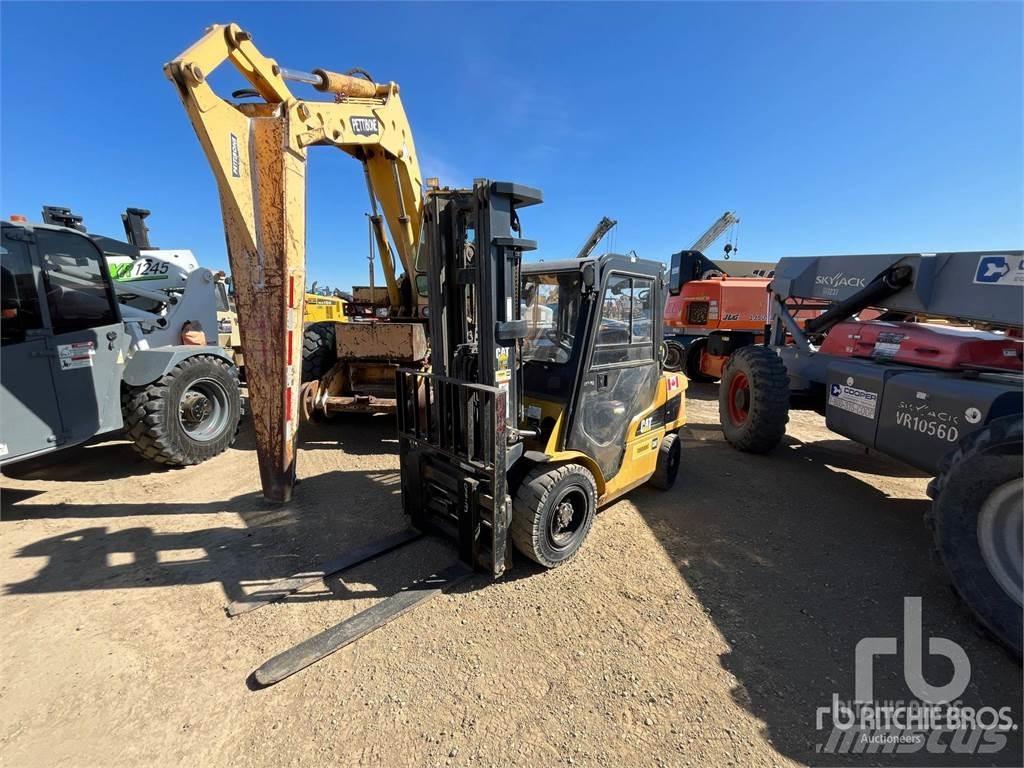 CAT GP33N Diesel gaffeltrucks