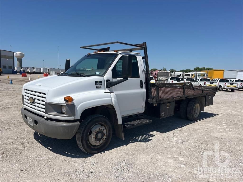 Chevrolet C4500 Lastbil med lad/Flatbed