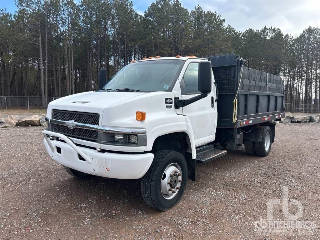 Chevrolet C5500 Lastbiler med tip