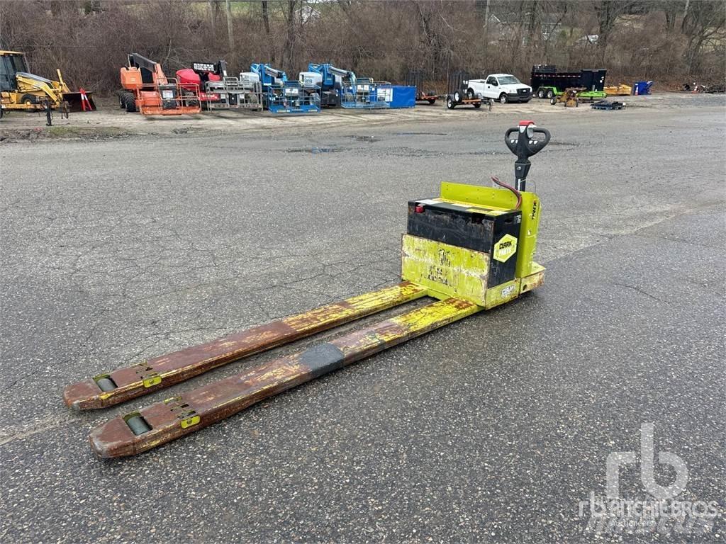 Clark PWXE40 Pallestativer
